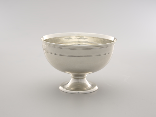 Arthur%20J.%20Stone%2C%20%3Cb%3E%3Ci%3E%20Bowl%3C%2Fi%3E%3C%2Fb%3E%2C%20ca.%201924-1936%2C%20sterling%20silver%2C%20The%20Margo%20Grant%20Walsh%2020th%20Century%20Silver%20and%20Metalworks%20Collection%2C%20public%20domain%2C%202002.91.11